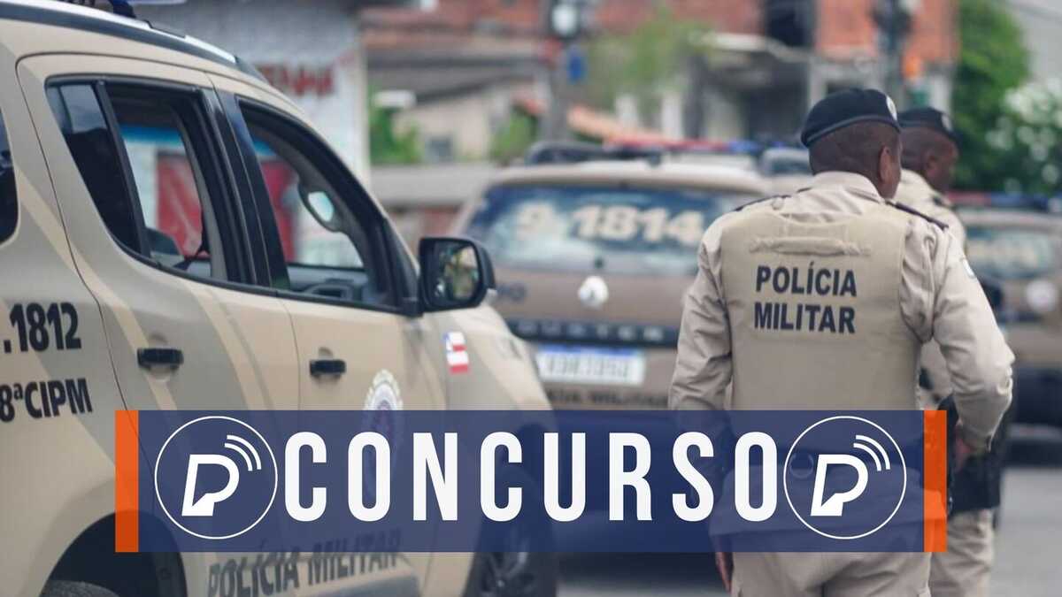 Policiais militares da Bahia e viaturas da Polícia Militar em área urbana